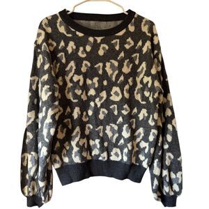 Women's Size S Leopard Print gray white black crew neck sweater
